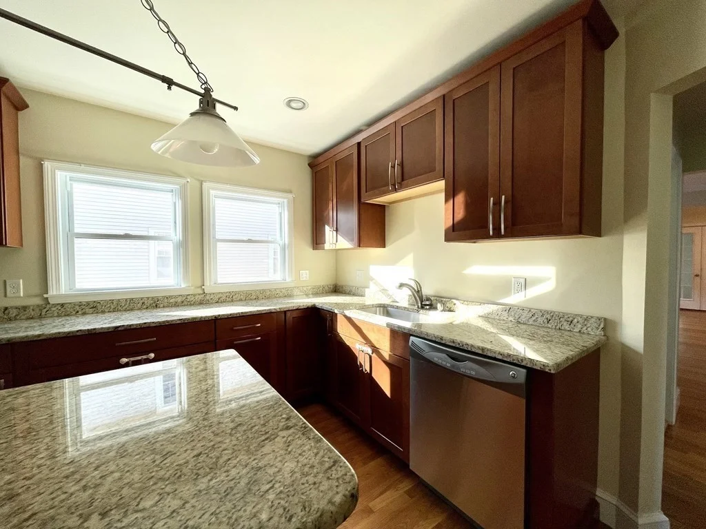 2 bed, 1 bath apartment for rent at 32 Unity Ave Unit 32, Belmont — photo 3 of 21