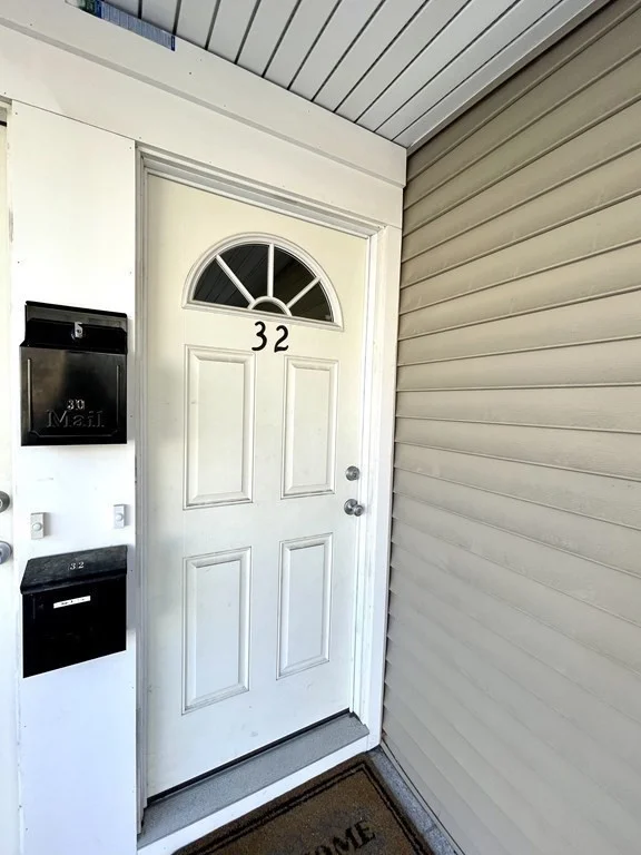 2 bed, 1 bath apartment for rent at 32 Unity Ave Unit 32, Belmont — photo 19 of 21