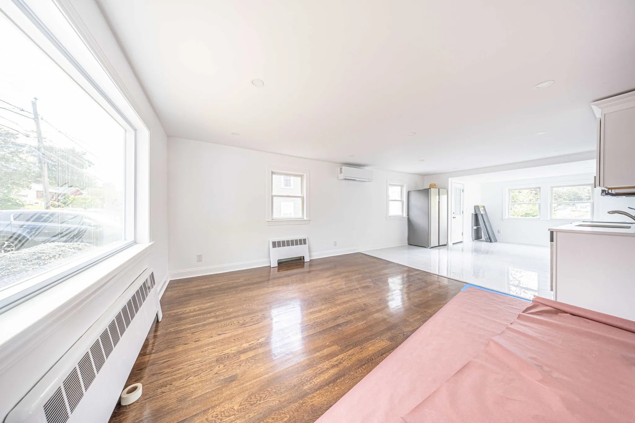 3 bed, 1 bath apartment for rent at 32 Villa St Unit 1, Cedarwood — photo 4 of 17