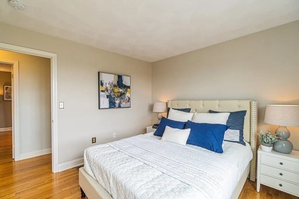 3 bed, 2 bath apartment for rent at 32 Waltham St, Woburn — photo 14 of 25