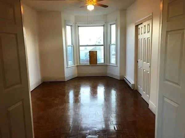 3 bed, 1 bath apartment for rent at 32 Wamesit St Unit 2, Lowell — photo 1 of 9