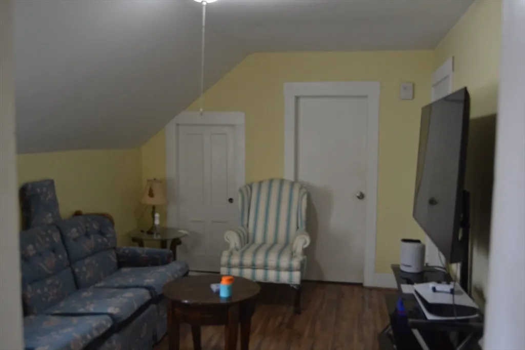 1 bed, 1 bath apartment for rent at 32 Wamesit St Unit 3, Lowell — photo 7 of 10