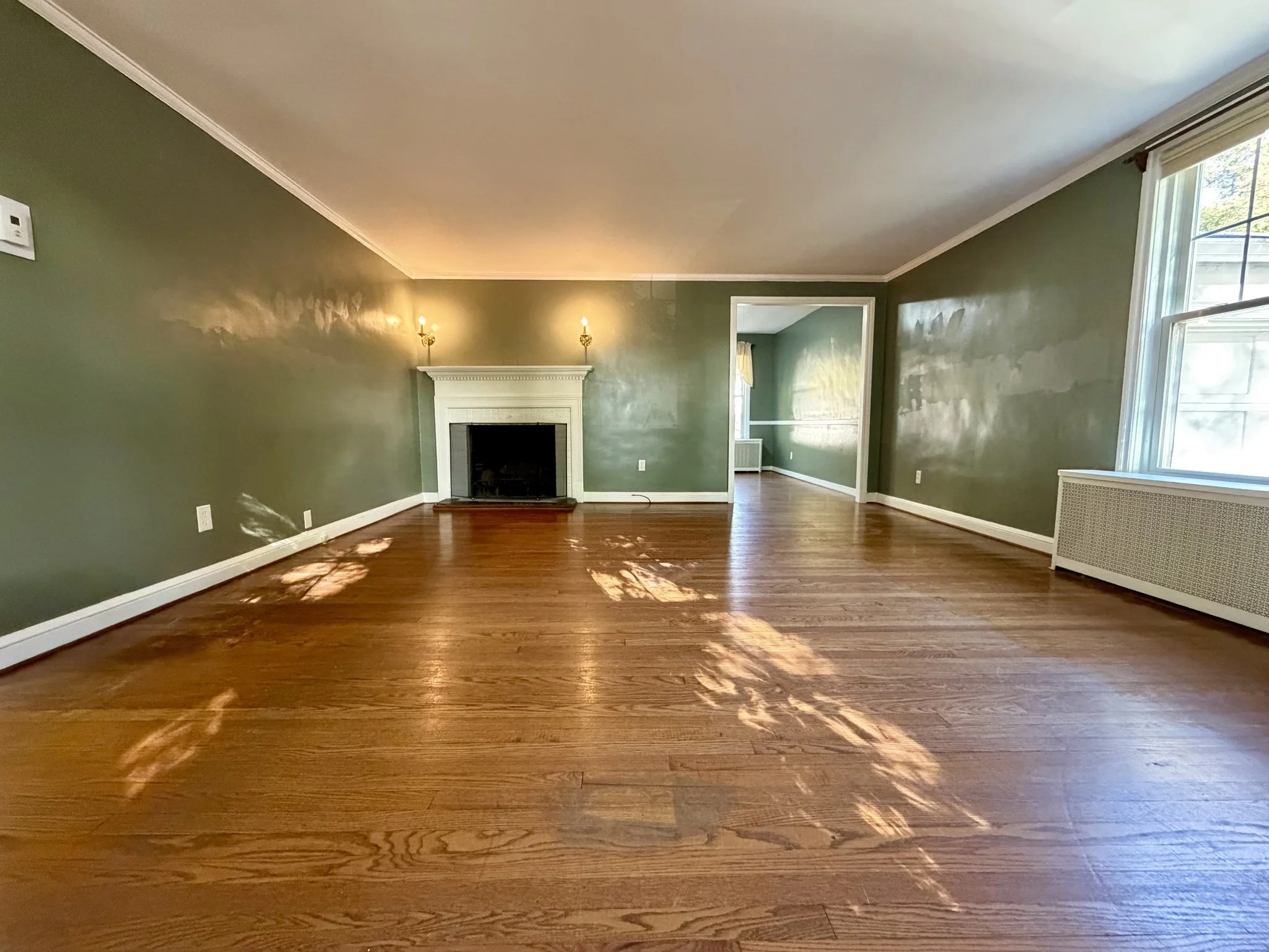 3 bed, 1 bath apartment for rent at 32 Wamsutta Ave, Worcester — photo 4 of 29