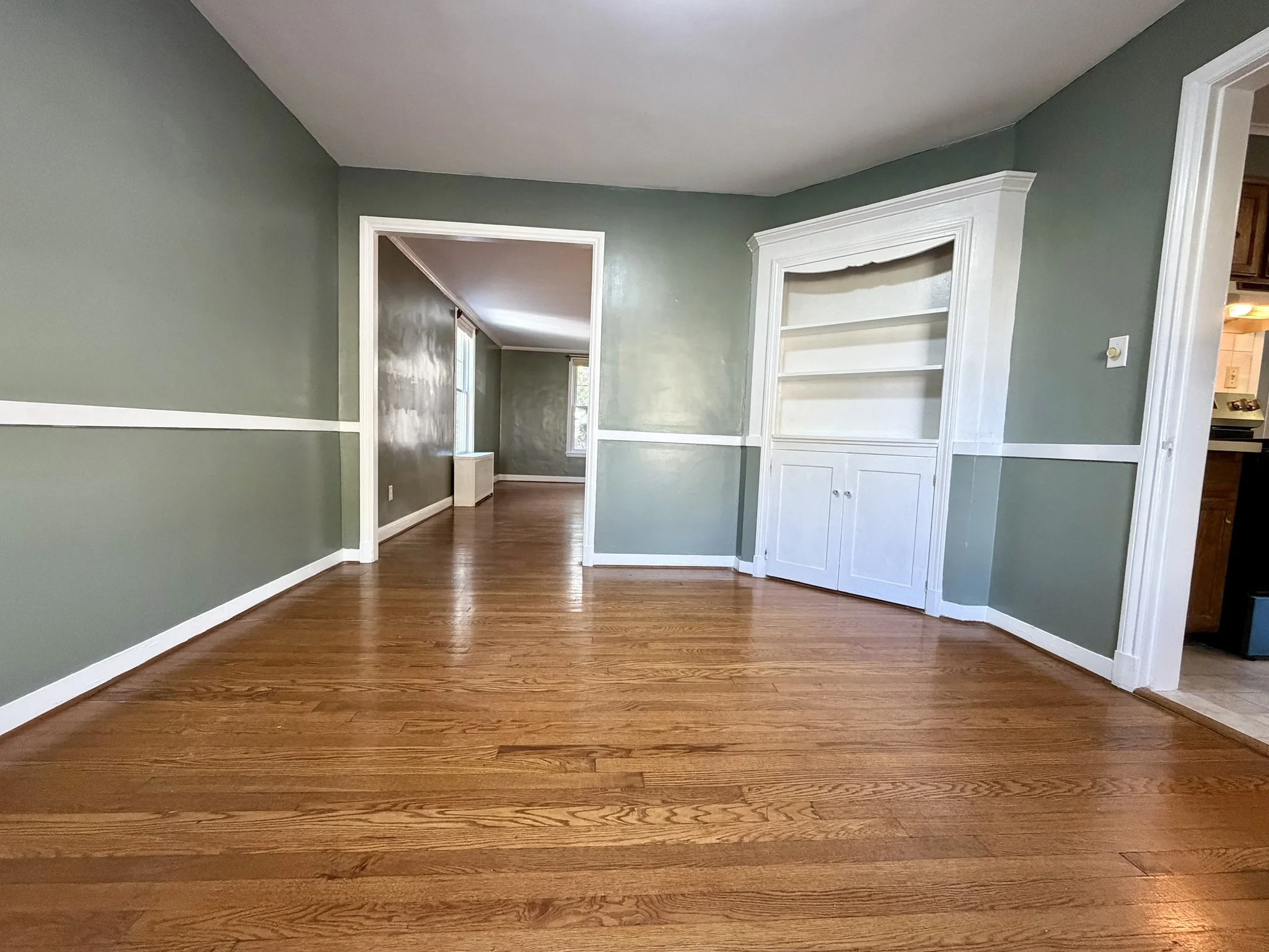 3 bed, 1 bath apartment for rent at 32 Wamsutta Ave, Worcester — photo 9 of 29
