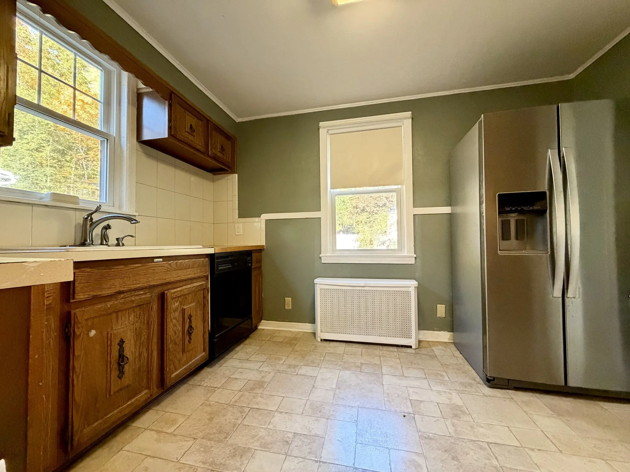 3 bed, 1 bath apartment for rent at 32 Wamsutta Ave, Worcester — photo 12 of 29