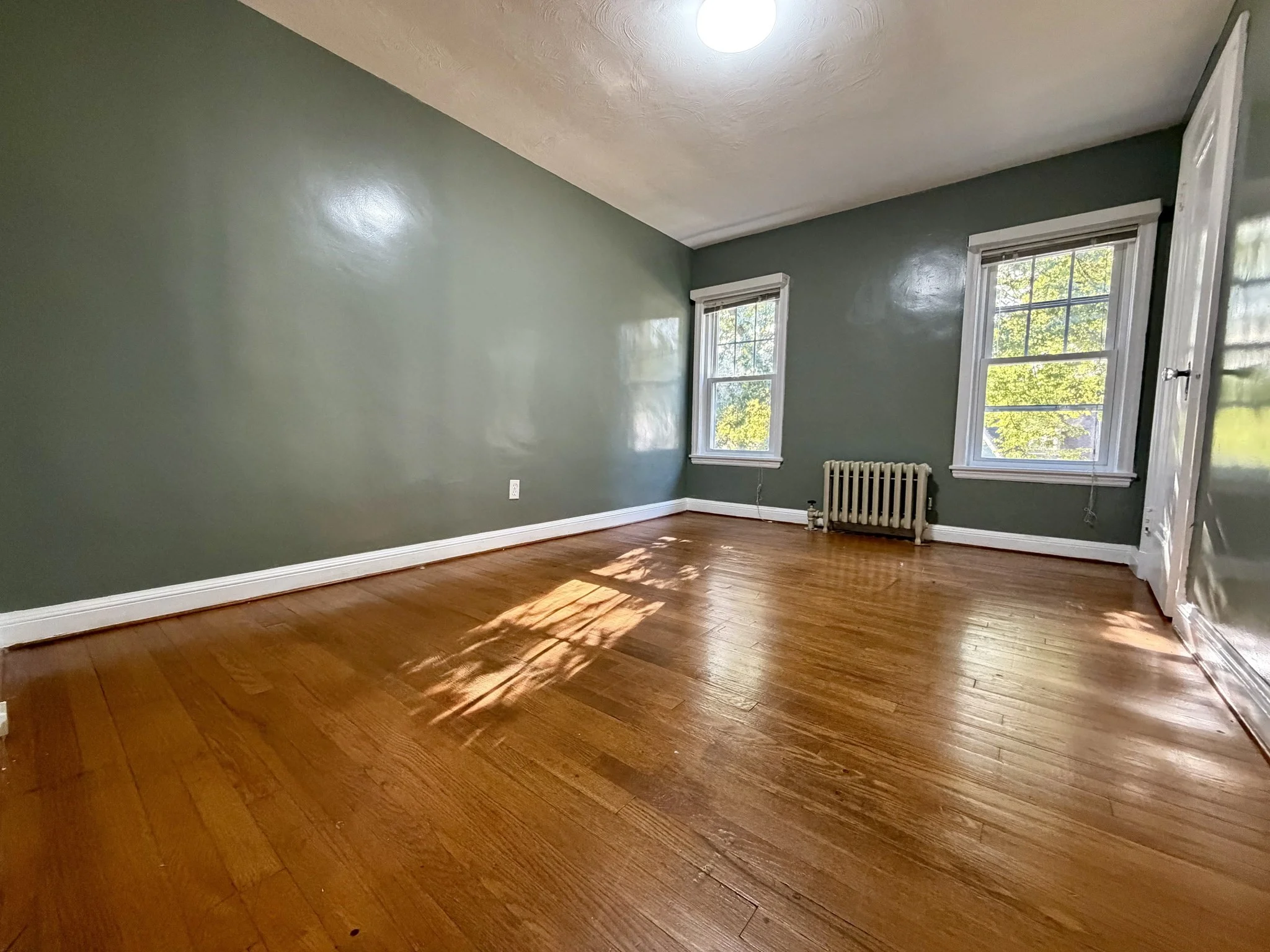 3 bed, 1 bath apartment for rent at 32 Wamsutta Ave, Worcester — photo 15 of 29