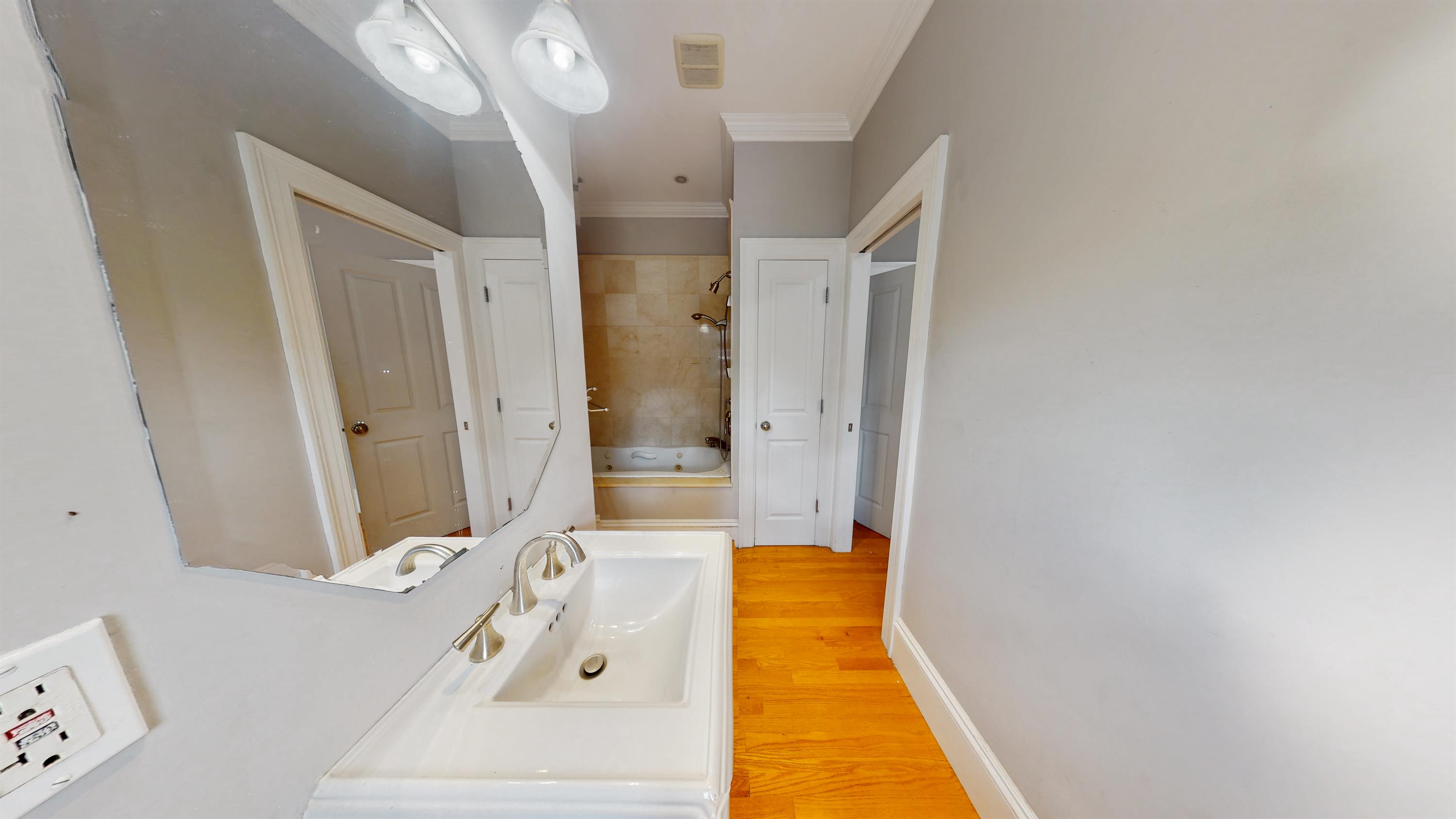 4 bed, 2 bath apartment for rent at 32 Ward St Unit 3, South Boston — photo 13 of 14