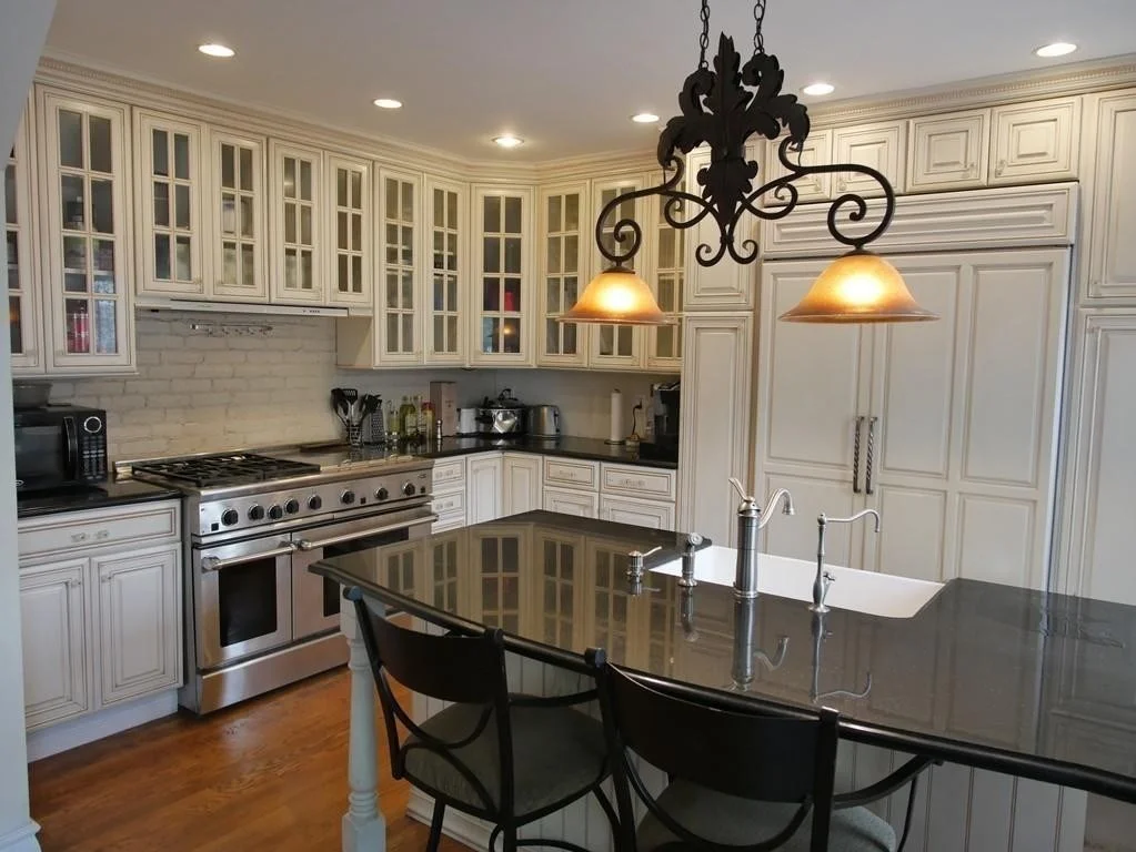 5 bed, 3 bath apartment for rent at 32 Warwick St, South End — photo 1 of 14
