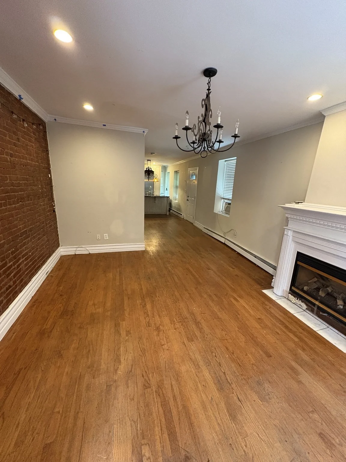 5 bed, 3 bath apartment for rent at 32 Warwick St, South End — photo 2 of 42