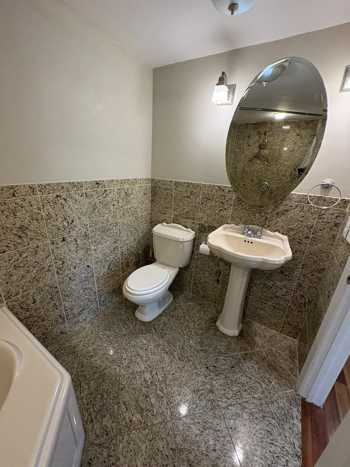 5 bed, 3 bath apartment for rent at 32 Warwick St, South End — photo 27 of 42