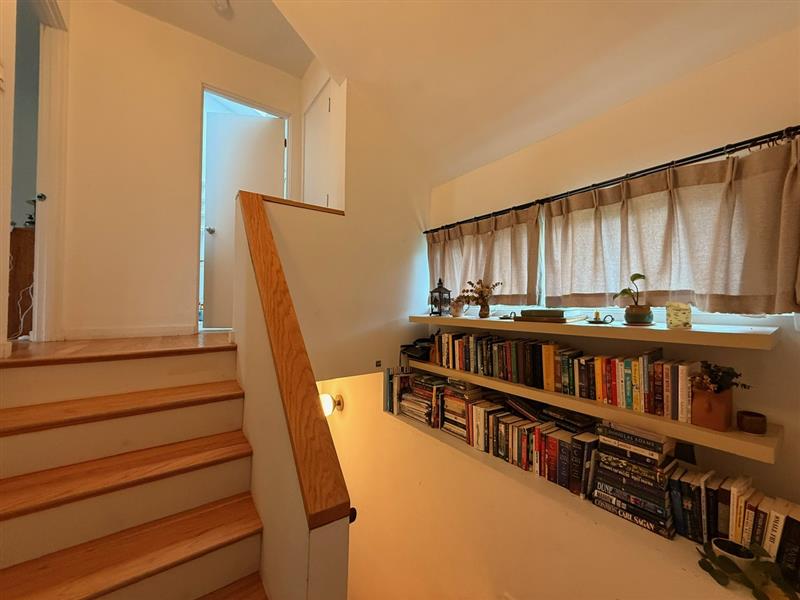 2 bed, 2 bath apartment for rent at 32 Warwick St Unit 1, Powder House Square — photo 18 of 23