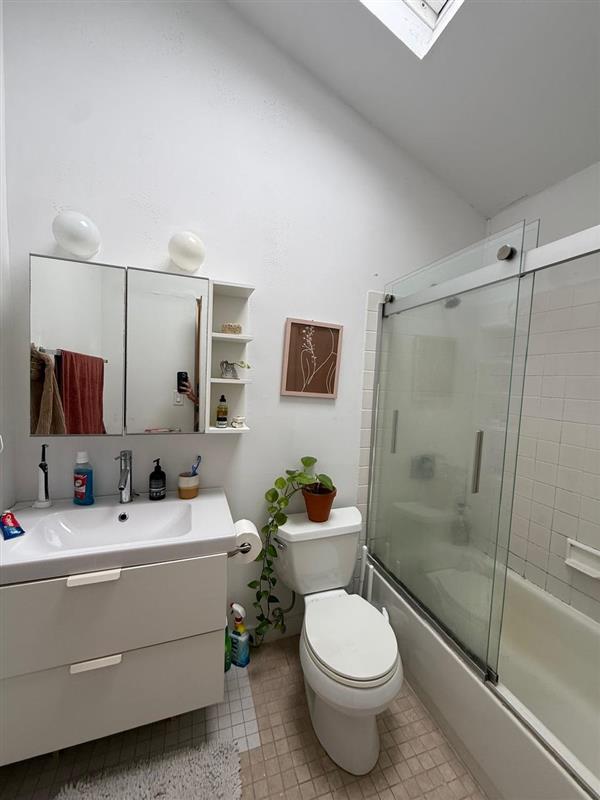 2 bed, 2 bath apartment for rent at 32 Warwick St Unit 1, Powder House Square — photo 15 of 23