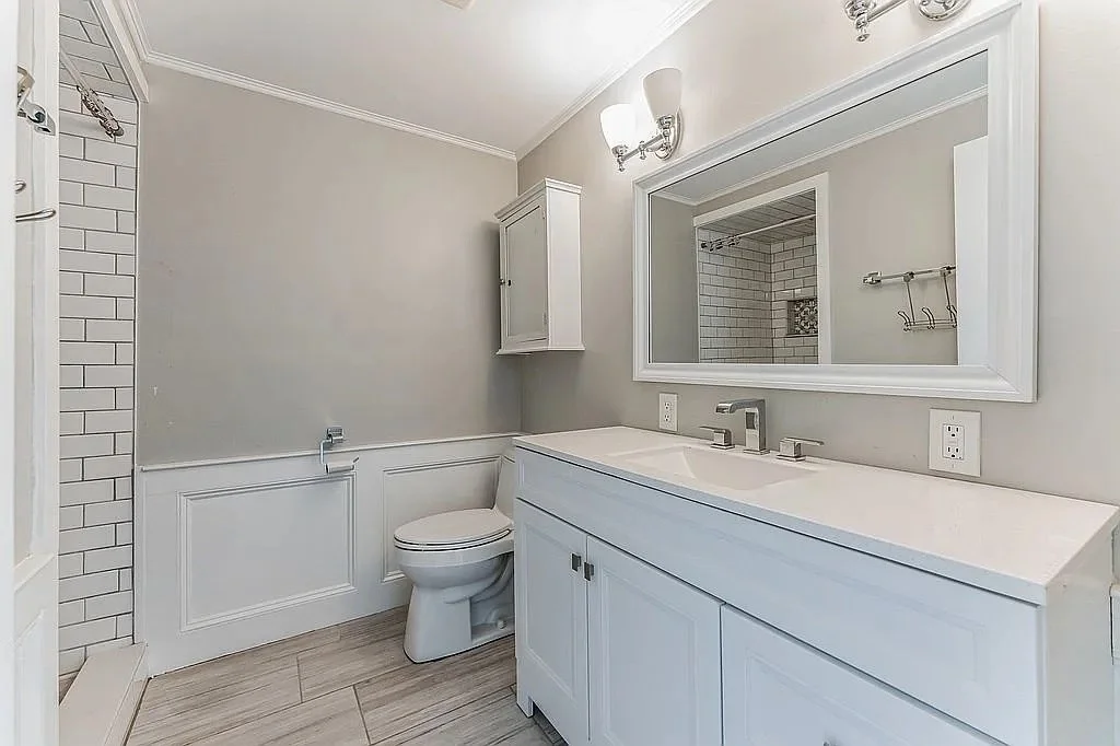 4 bed, 2 bath apartment for rent at 32 Water St, Marlborough — photo 21 of 29
