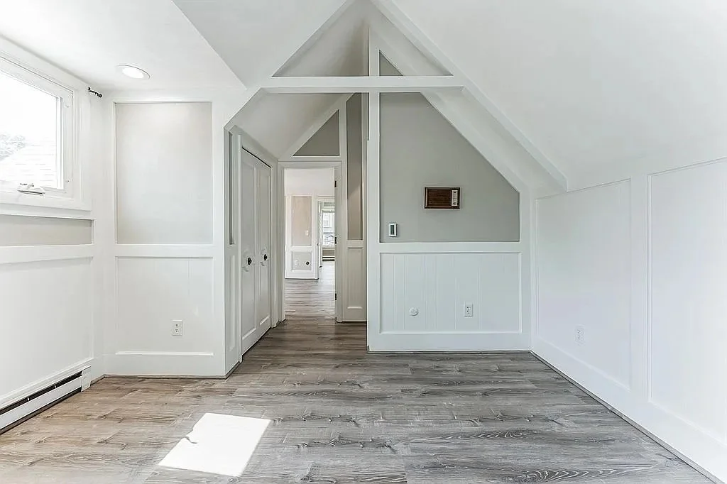 4 bed, 2 bath apartment for rent at 32 Water St, Marlborough — photo 27 of 29