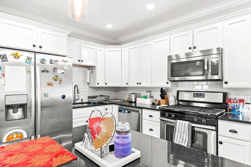 2 bed, 1 bath apartment for rent at 32 Watts St Unit 1, Malden — photo 12 of 24