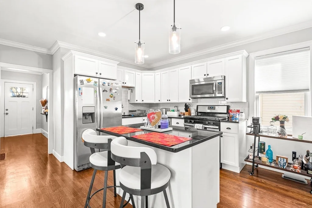 2 bed, 1 bath apartment for rent at 32 Watts St Unit 1, Malden — photo 14 of 24