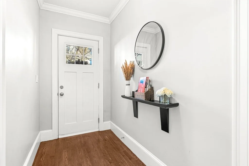 2 bed, 1 bath apartment for rent at 32 Watts St Unit 1, Malden — photo 3 of 24