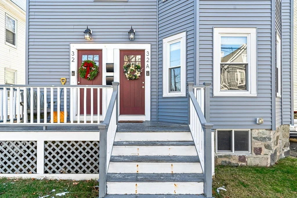2 bed, 1 bath apartment for rent at 32 Watts St Unit 1, Malden — photo 2 of 24