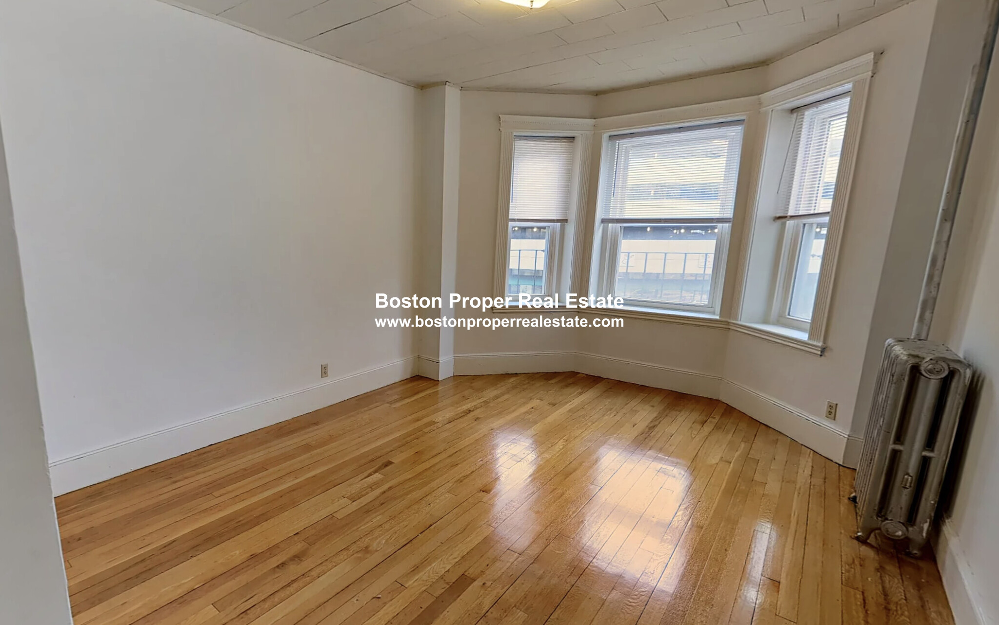1 bed, 1 bath apartment for rent at 32 Westland Ave Unit 15, Fenway — photo 1 of 7