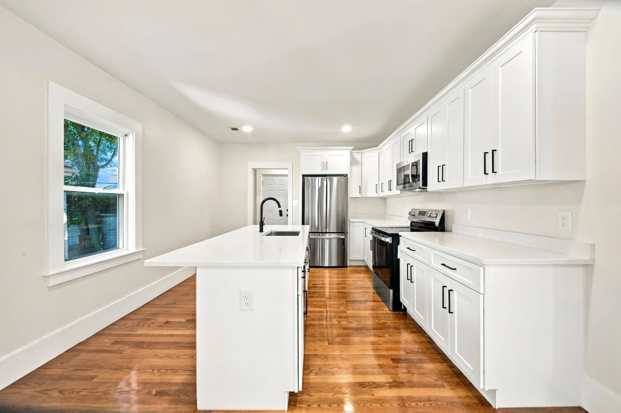 4 bed, 1 bath apartment for rent at 32 Westmore Rd Unit 2, Mattapan — photo 6 of 21