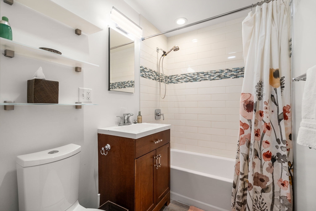 Studio bed, 1 bath apartment for rent at 32 Whites Ave Unit D16, Watertown — photo 12 of 17