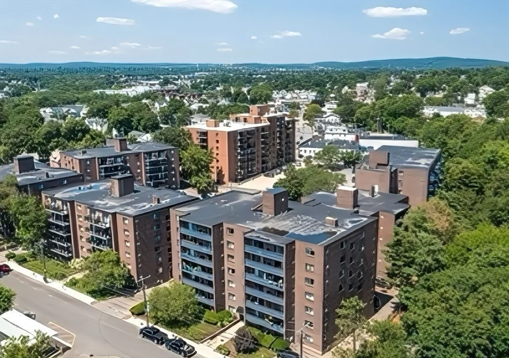 2 bed, 2 bath apartment for rent at 32 Whites Ave Unit D33, Watertown — photo 23 of 24