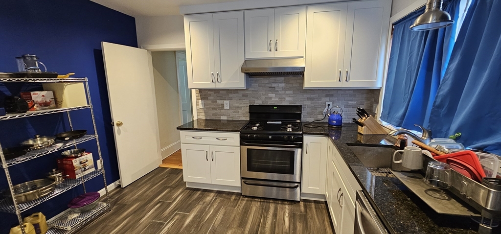 2 bed, 1 bath apartment for rent at 32 Willard Ave Unit 32, South Medford — photo 15 of 20
