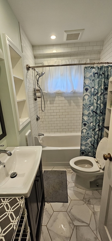 2 bed, 1 bath apartment for rent at 32 Willard Ave Unit 32, South Medford — photo 3 of 20