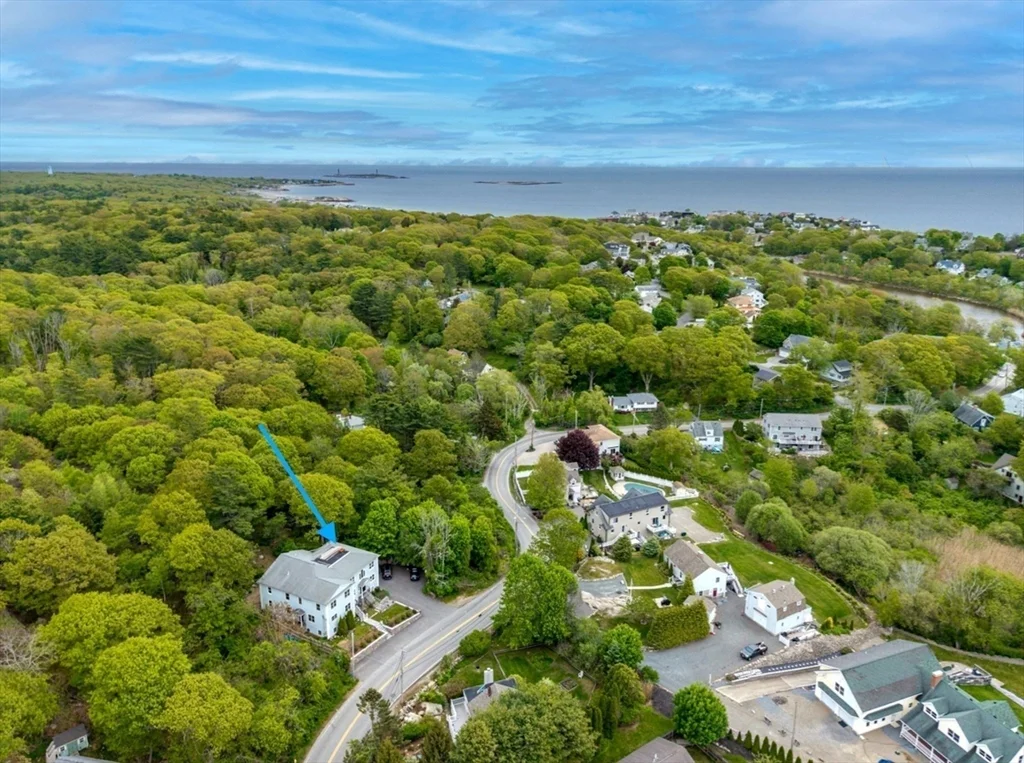 5 bed, 3 bath apartment for rent at 32 Witham St Unit B, Gloucester — photo 1 of 26