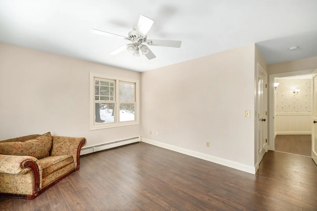 5 bed, 3 bath apartment for rent at 32 Witham St Unit B, Gloucester — photo 19 of 26