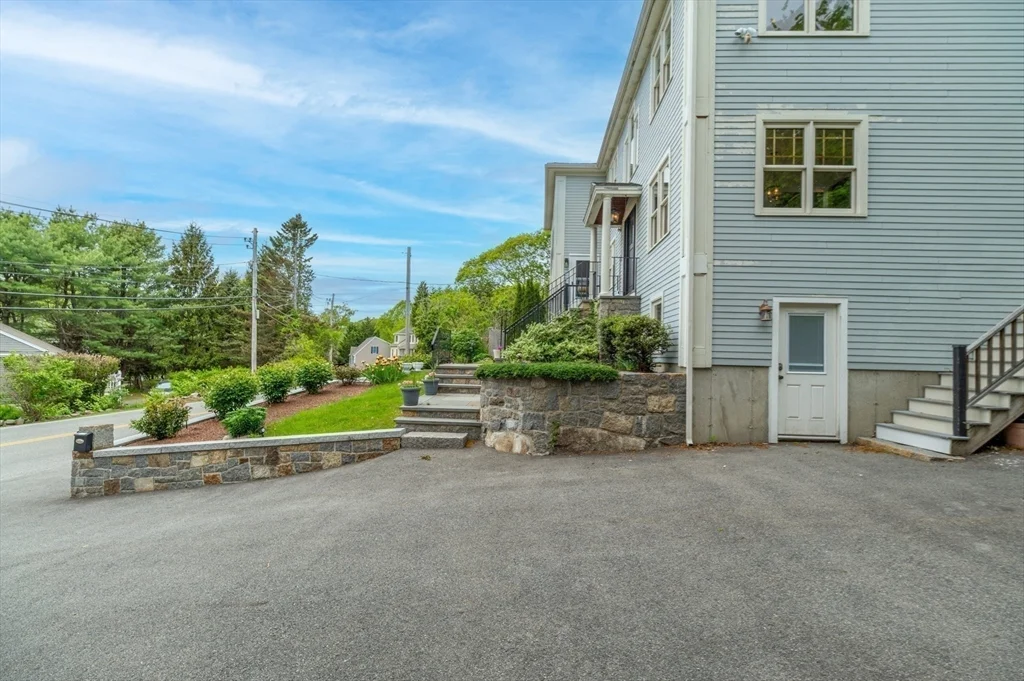 5 bed, 3 bath apartment for rent at 32 Witham St Unit B, Gloucester — photo 24 of 26
