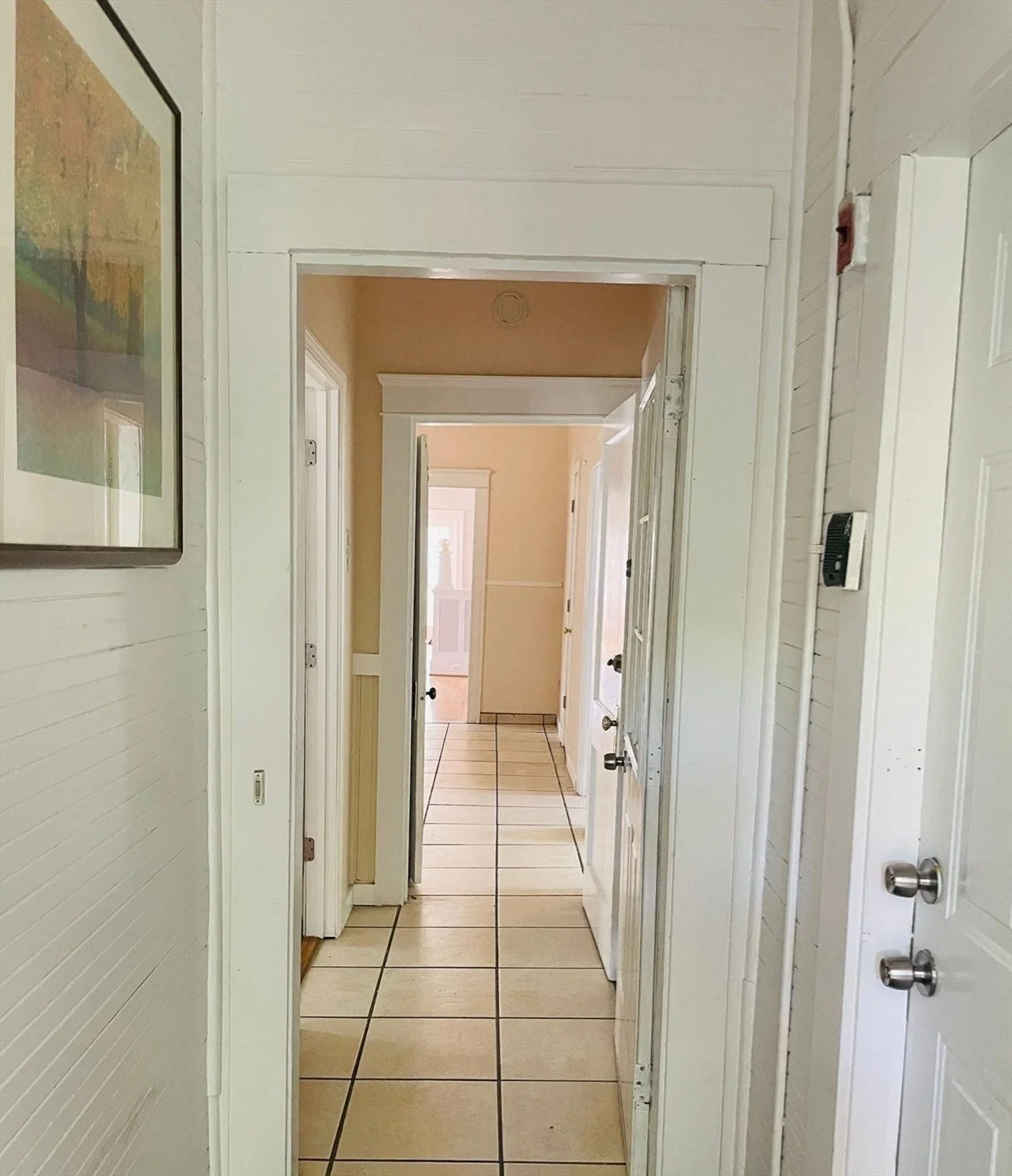 3 bed, 1 bath apartment for rent at 32 Woodford St Unit 2, Worcester — photo 7 of 14