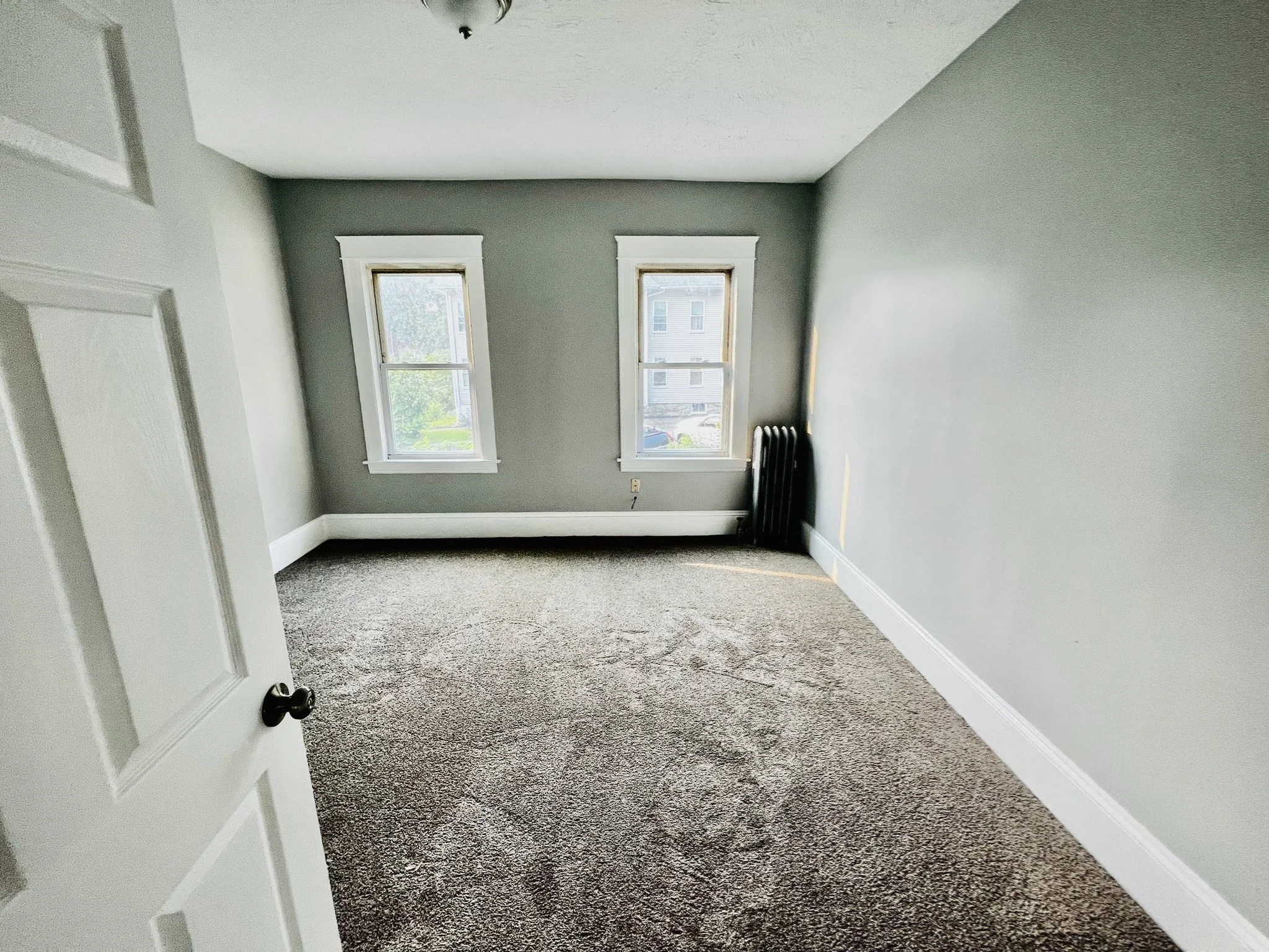3 bed, 1 bath apartment for rent at 32 Woodford St Unit 2, Worcester — photo 10 of 14