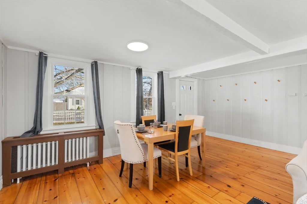 3 bed, 1 bath apartment for rent at 32 Woodside Ave, Wareham — photo 10 of 40