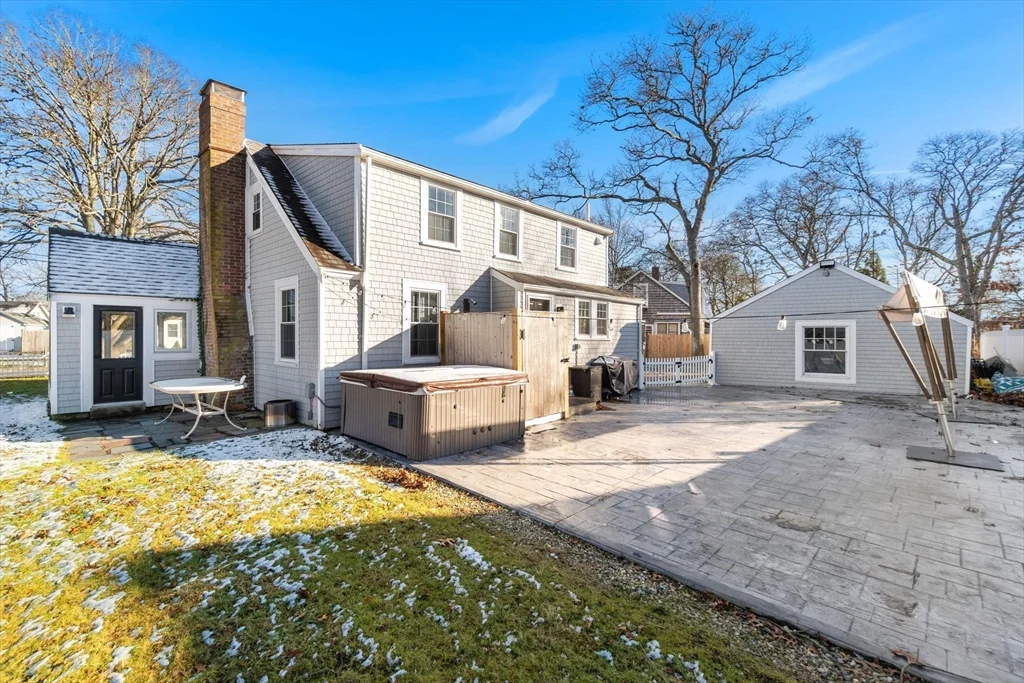 3 bed, 1 bath apartment for rent at 32 Woodside Ave, Wareham — photo 36 of 40
