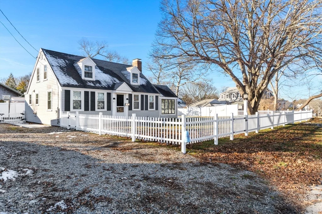 3 bed, 1 bath apartment for rent at 32 Woodside Ave, Wareham — photo 33 of 40