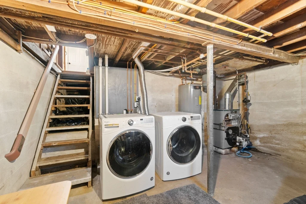 3 bed, 1 bath apartment for rent at 32 Woodside Ave, Wareham — photo 31 of 40