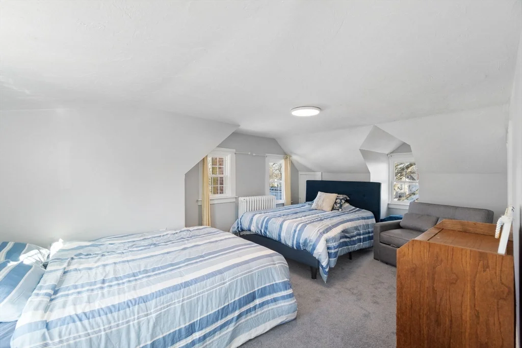 3 bed, 1 bath apartment for rent at 32 Woodside Ave, Wareham — photo 23 of 40
