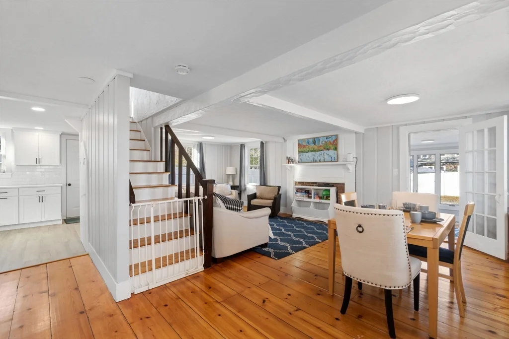 3 bed, 1 bath apartment for rent at 32 Woodside Ave, Wareham — photo 11 of 40