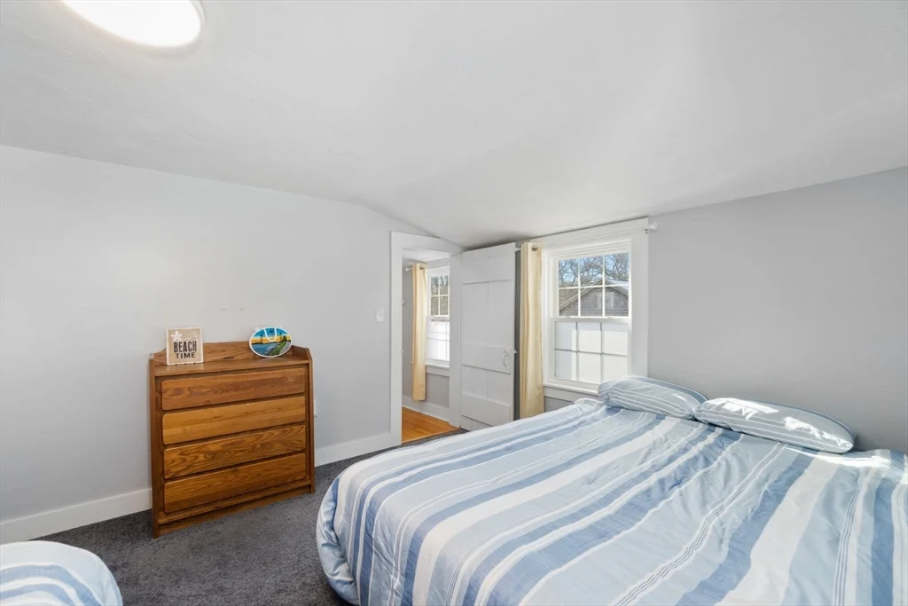 3 bed, 1 bath apartment for rent at 32 Woodside Ave, Wareham — photo 19 of 40