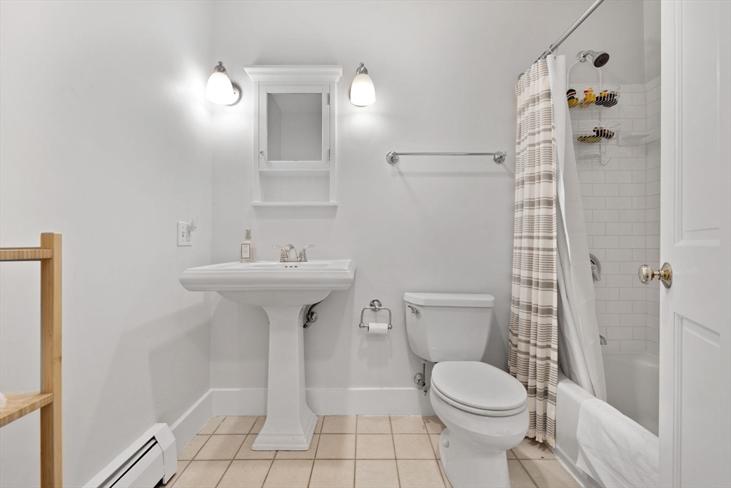 1 bed, 1 bath apartment for rent at 32 Yarmouth St Unit 2, South End — photo 14 of 20