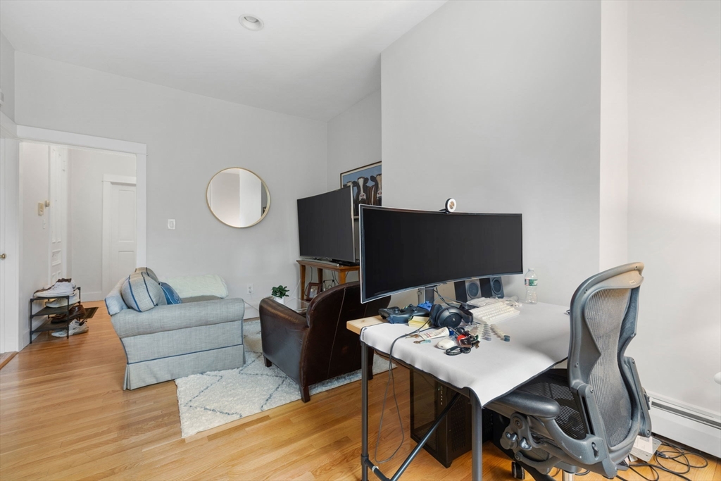 1 bed, 1 bath apartment for rent at 32 Yarmouth St Unit 2, South End — photo 9 of 20