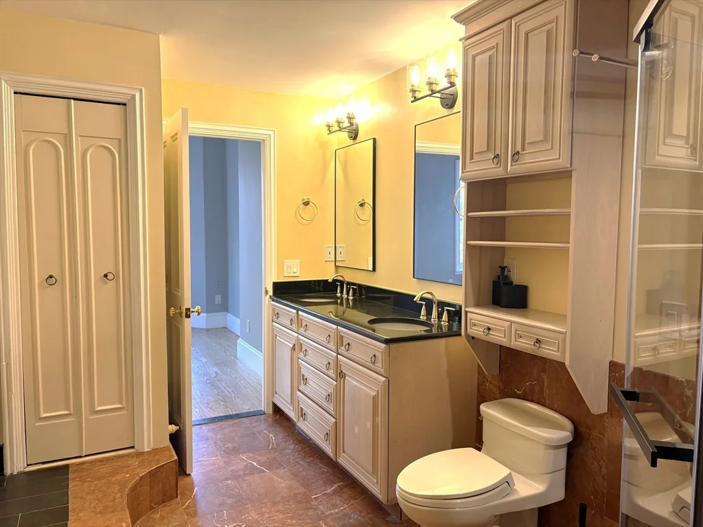 2 bed, 2 bath apartment for rent at 32 Yarmouth St Unit 4A, South End — photo 9 of 11