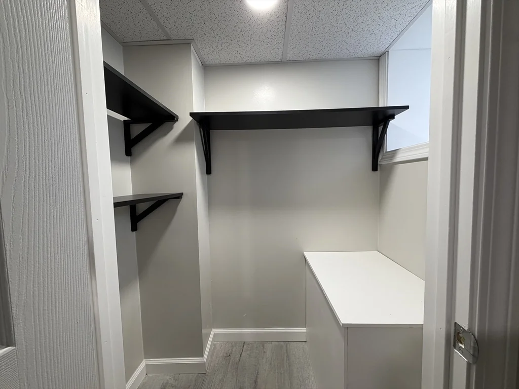 1 bed, 1 bath apartment for rent at 320-322 Wood St Unit Room C, New Bedford — photo 3 of 11