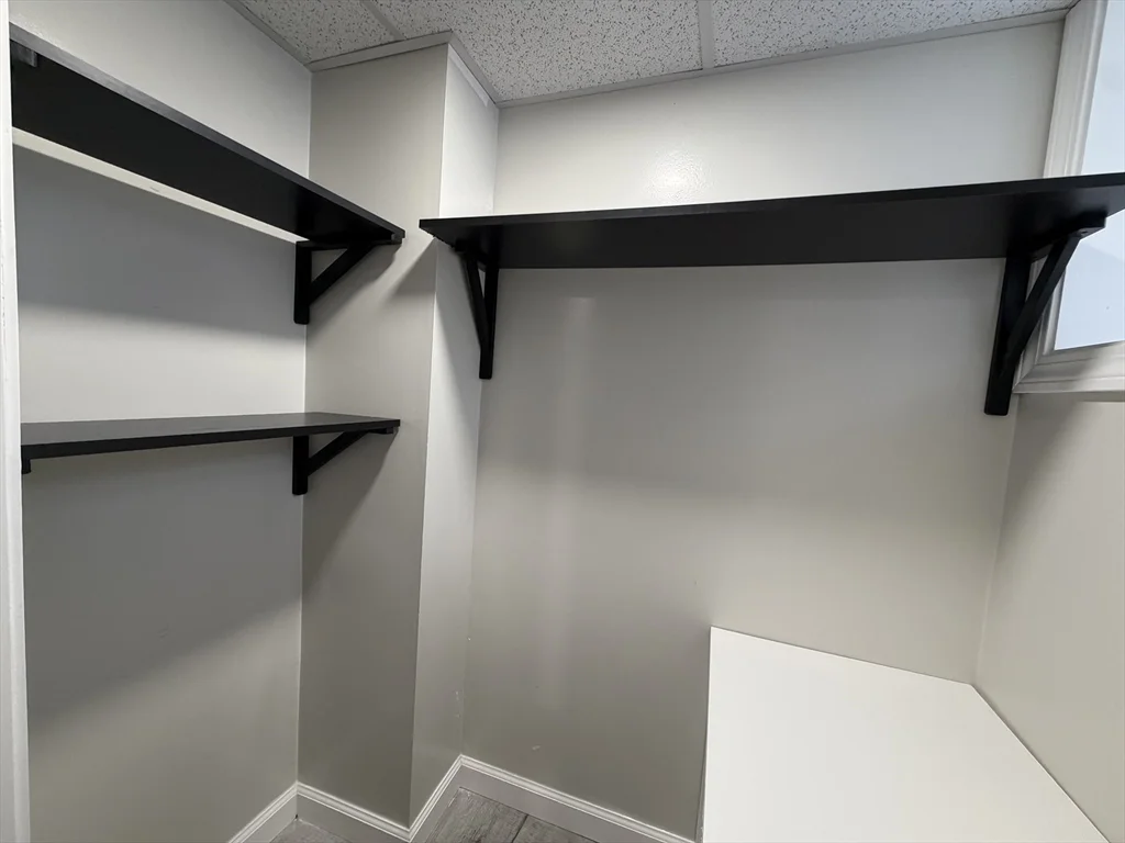 1 bed, 1 bath apartment for rent at 320-322 Wood St Unit Room C, New Bedford — photo 4 of 11