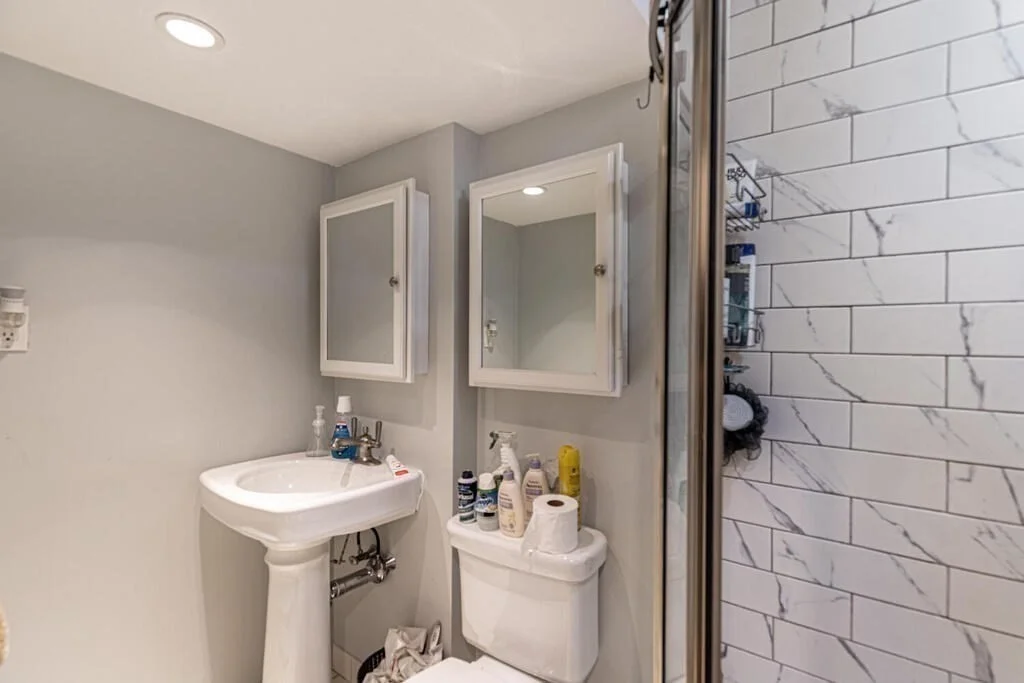 5 bed, 2.5 bath apartment for rent at 320 Athens St Unit 1, South Boston — photo 7 of 9