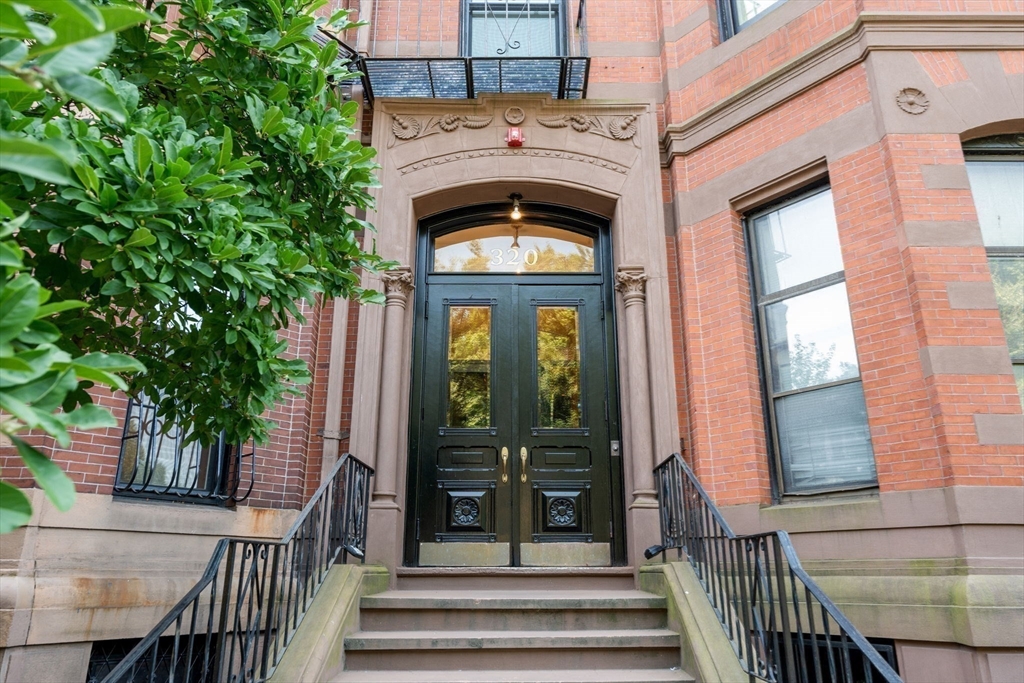1 bed, 1 bath apartment for rent at 320 Commonwealth Ave Unit 32, Back Bay — photo 12 of 14