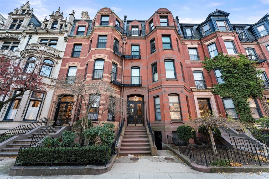 1 bed, 1 bath apartment for rent at 320 Commonwealth Ave Unit 32, Back Bay — photo 11 of 14