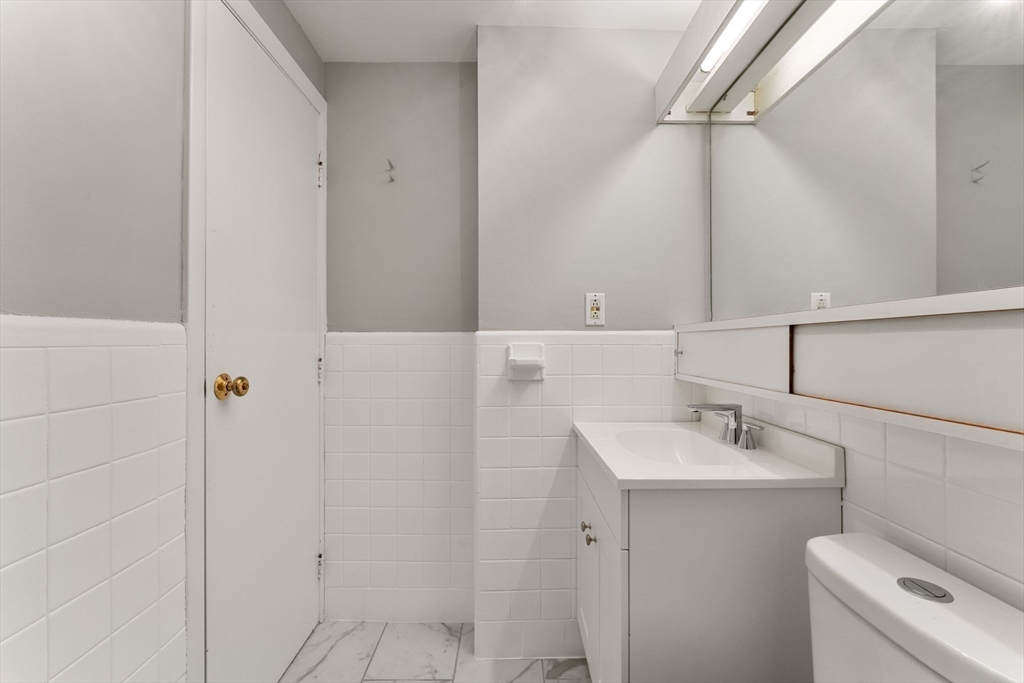 1 bed, 1 bath apartment for rent at 320 Commonwealth Ave Unit 32, Back Bay — photo 10 of 14