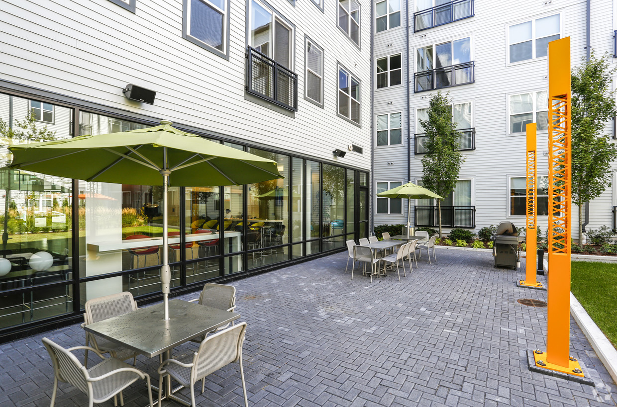 2 bed, 2 bath apartment for rent at 320 D St Unit 117, South Boston — photo 19 of 20